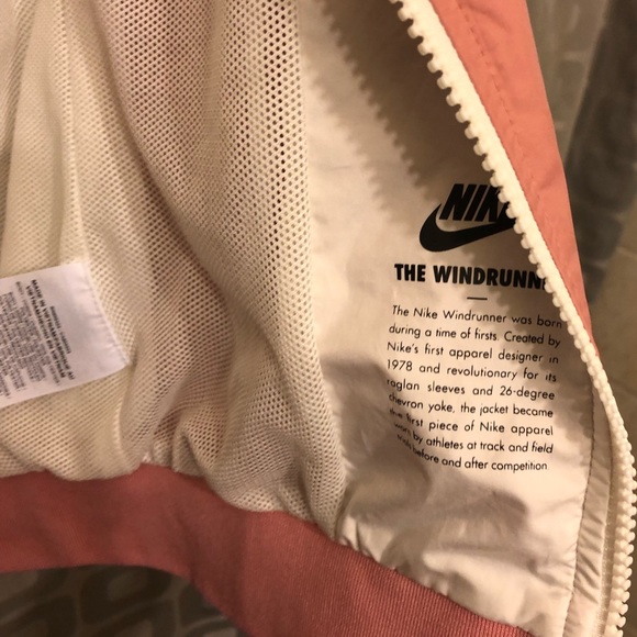 Nike windbreaker - Picture 3 of 3